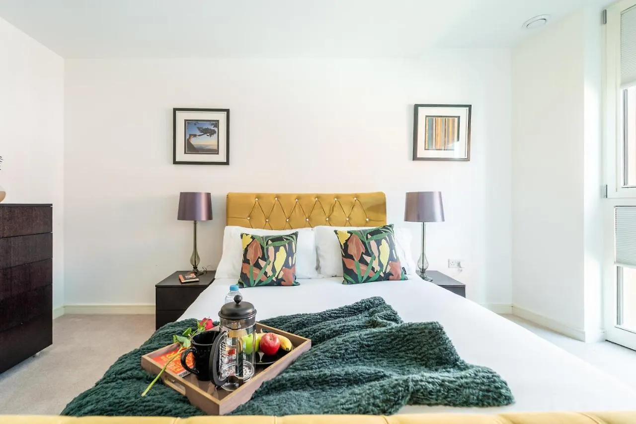 Luxury Riverview Greenwich 2Bed Apt- Sleep 6 Guests-5Min From 02 Arena- Playstation 4 Provided London 0*,