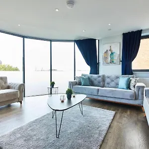 Apartment Greenwich Flat: O2, Cutty Sark, Maritime Museum, Thames Path, London